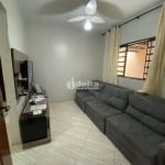 Casa residencial disponível para venda no bairro Luizote de freitas em Uberlândia MG