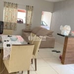 Casa residencial disponível para venda no bairro Jardim Ipanema em Uberlândia-MG