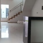 Casa residencial disponível para venda no bairro Laranjeiras em Uberlândia-MG