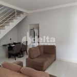 Casa residencial disponível para venda no bairro Granada em Uberlândia-MG