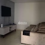 Casa residencial disponível para venda no bairro Saraiva em Uberlândia-MG.