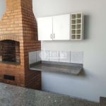 Casa residencial  disponível para locação e venda no bairro Santa Mônica em Uberlândia-MG