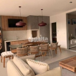 Apartamento disponível para venda no bairro Martins em Uberlândia-MG