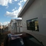 Casa residencial disponível para venda no bairro Presidente Roosevelt em Uberlândia-MG