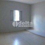 Casa residencial disponível para venda no bairro Jardim Brasília em Uberlândia-MG