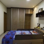 Casa em condomínio disponível para venda no bairro Bosque dos Buritis / Alto Umuarama em Uberlândia-MG