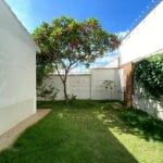 Casa residencial disponível para venda no bairro Tabajaras em Uberlândia-MG