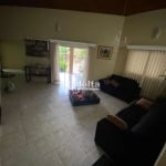 Casa disponível para venda no bairro Tubalina em Uberlândia-MG