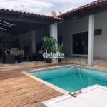 Casa residencial disponível para venda no bairro Jaraguá em Uberlândia-MG