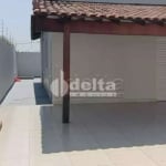 Casa residencial disponível para venda no bairro Jardim Botânico em Uberlândia-MG