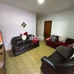 Casa residencial disponível para Locação e venda no bairro Carajás em Uberlândia-MG