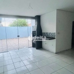 Casa disponível para venda no bairro Santa Mônica em Uberlândia MG