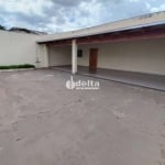 Casa residencial disponível para locação e venda no Bairro Jardim Europa em Uberlândia-MG