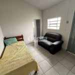 Casa residencial mobiliada disponível para locação no bairro Lidice em Uberlândia-MG