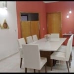 Casa disponível para locação no bairro Cidade Jardim em Uberlândia-MG.