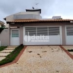 Casa em condomínio disponível para locação no bairro Nova Uberlândia em Uberlândia-MG