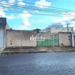 Terreno disponível para venda no bairro Presidente Roosevelt em Uberlândia MG