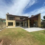 Casa para venda  no Bairro Jardim do Salso em Porto Alegre