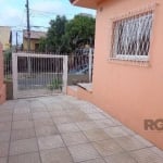 Casa para venda  no Bairro VILA IPIRANGA em Porto Alegre