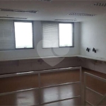 Sala comercial para alugar na Avenida General Furtado Nascimento, 740, Alto de Pinheiros, São Paulo