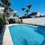 Casa à venda muito próxima da praia com 4 suítes - Módulo 3