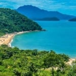 Ubatuba, Praia do Promirim - Frente Mar Lote com 930m2, com Licenciamento Ambientar PRONTO