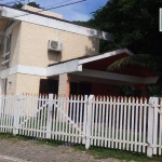 Casa duplex, bairro Bosque da Praia!!