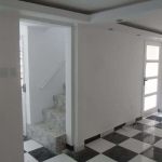 ANA IMOVEIS - ALUGA-SE CASA C/ QUINTAL EM PIRITUBA - R$ 1.500,00