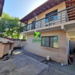 Casa à Venda em Casimiro de Abreu-RJ, Centro - 2 quartos, 1 suíte, 1 sala, 3 banheiros, 82m².