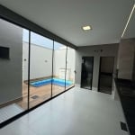 Casa três suítes e com piscina