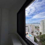 Apartamento para Venda em Florianópolis, Centro, 3 dormitórios, 1 suíte, 4 banheiros, 2 vagas