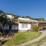 Casa para Venda em Florianópolis, Sambaqui, 3 dormitórios, 2 suítes, 2 banheiros, 2 vagas