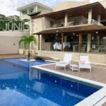 Excelente casa, 5 suítes, piscina e 1000 m² de terreno.