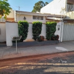 Casa com 2 quartos à venda na Avenida Júlio Prestes de Albuquerque, 471, Jardim Mangiacapra, Araraquara