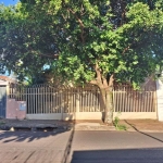 Casa com 3 quartos para alugar na Rua Voluntários da Pátria, 600, Centro, Araraquara