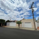 Casa com 4 quartos à venda na Avenida Pedro Galeazi, 771, Jardim das Roseiras, Araraquara