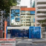 Belo prédio comercial no Jardim Paulista