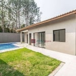 Casa a venda na Granja Viana com 3 quartos, 241 m² por R$ 1.380.000 - Gramado - Granja Viana