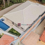 Casa a venda na Granja Viana com 3 quartos, 241 m² por R$ 1.380.000 - Gramado - Granja Viana