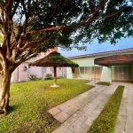 Casa 4 Dormitórios à venda no Bairro Centro com 138 m² de área privativa - 2 vagas de garagem