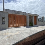 Casa 4 Dormitórios à venda no Bairro São Francisco com 120 m² de área privativa - 2 vagas de garagem