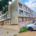 Lindo apartamento todo mobiliado, acolhedor, espaçoso e muito bem localizado, conta com &lt;BR&gt;3 dormitórios (1 suíte),  2 banheiros, 1 sala grande com um ar condicionado de 24000 Btus, Área de ser