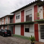 Ótima casa duplex em condomínio fechado no bairro Cristal, com 88m² privativos, de 3 dormitórios e vaga. Possui sala ampla, 3 dormitórios sendo 1 suíte, banheiro social, cozinha americana, Garagem fec