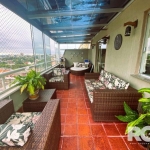 Belíssima Cobertura com 2 dormitórios, suíte, semimobiliado, espaço gourmet com churrasqueira, terraço com vista panorâmica, ótima localização, uma quadra da Protásio Alves e de toda as conveniências 