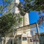 Ótimo apartamento no Condomínio Singolo, no bairro Tristeza, desocupado, semi mobiliado, andar alto, com 69m² privativos, de 2 dormitórios, infra e vaga. Possui sala ampla, 2 dormitórios sendo 1 suíte