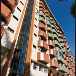 Excelente Flat com 52,96m², classificado no pool hoteleiro, no bairro Independência, próximo ao centro de Porto Alegre, escolas, complexo hospitalar Santa Casa, parque da redenção e rodoviária.&lt;BR&