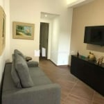 Apartamento à venda no Flamengo, Rio de Janeiro/RJ, 2 quartos sem vaga, frente, andar médio.