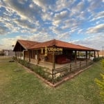 Casa em Condomínio para Venda em Piratininga, Cond. Vale Florido, 3 dormitórios, 1 suíte, 4 banheiros, 4 vagas