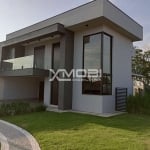 Sobrado com 3 dormitórios à venda, 230 m² por R$ 1.695.000,00 - Condomínio Le Village - Valinhos/SP