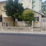 Casa à venda no bairro Córrego Grande em Florianópolis